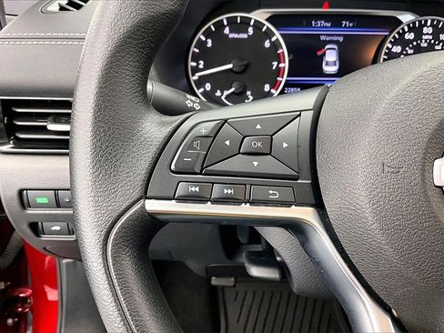 Used 2024 Nissan Sentra SV image 18