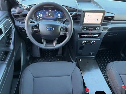 Used 2025 Ford Explorer 4WD Police Interceptor image 15