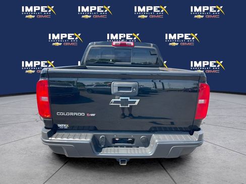Used 2020 Chevrolet Colorado ZR2 w/ ZR2 Midnight Special Edition AWD/4WD image 4