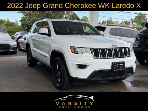 Used 2022 Jeep Grand Cherokee Laredo X image 3