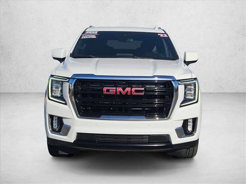 Used 2022 GMC Yukon XL SLE w/ Gmc Pro Safety Plus Package image 2