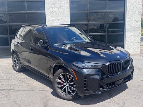 Used 2025 BMW X5 xDrive40i w/ M Sport Package AWD/4WD image 2