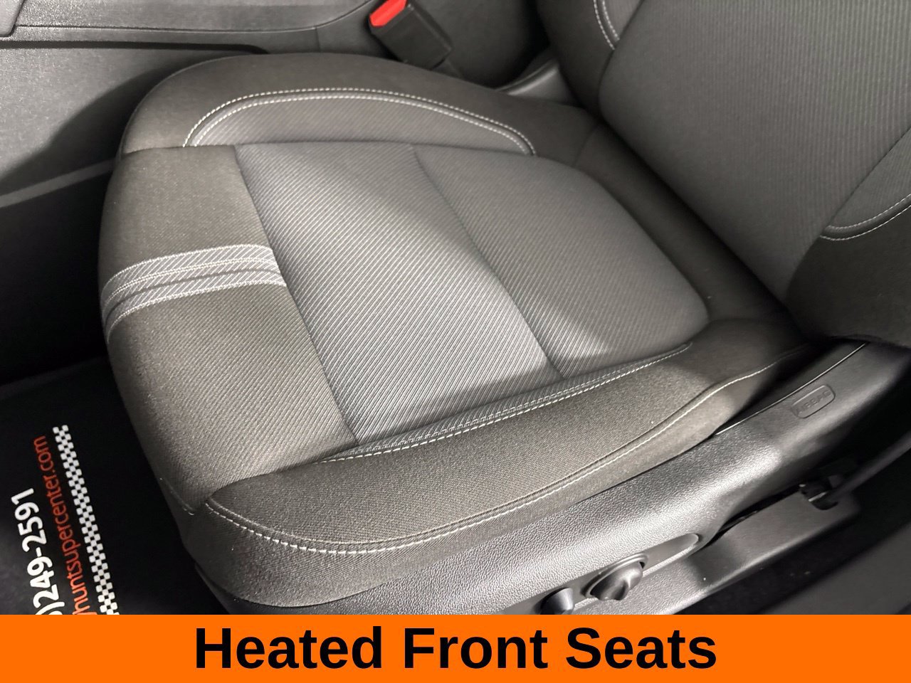 Used 2025 Chevrolet Blazer LT FWD image 12