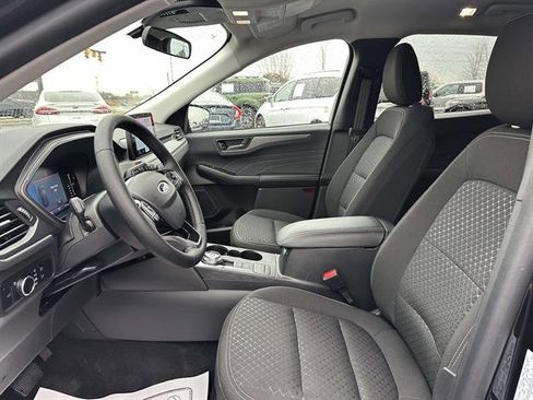 Used 2024 Ford Escape Active image 10