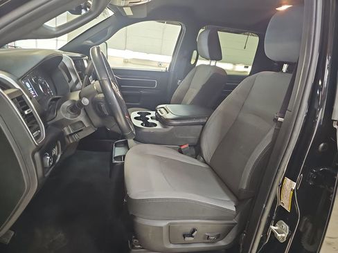 Used 2024 RAM 2500 Big Horn image 9