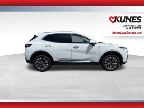 Used 2024 Buick Envision Preferred AWD/4WD image 3