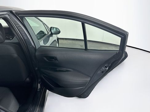 Used 2026 Toyota Corolla LE image 28