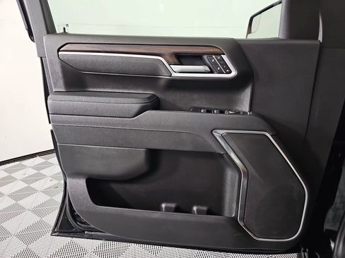Used 2026 GMC Sierra 1500 SLT RWD image 24