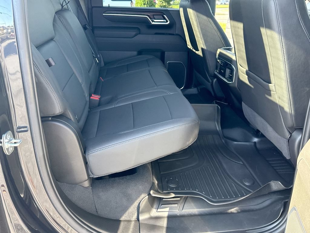 Certified 2025 GMC Sierra 2500 SLT w/ SLT Premium Package AWD/4WD image 25