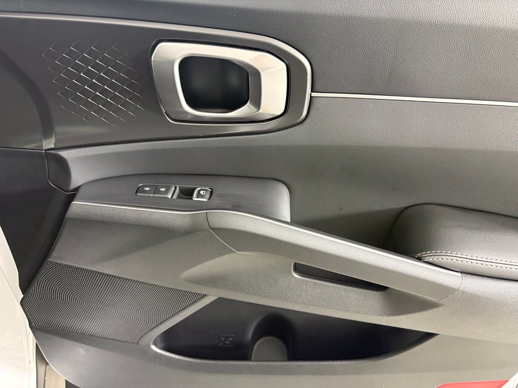 New 2026 Kia Sorento LX FWD image 12