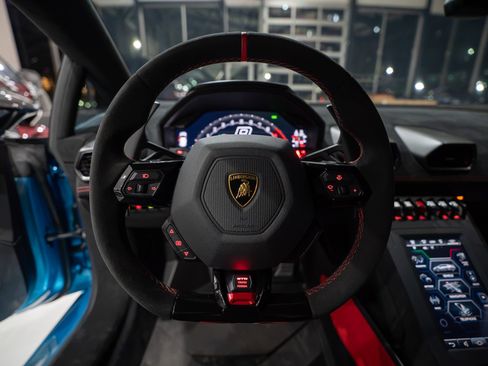 Used 2023 Lamborghini Huracan STO RWD image 14