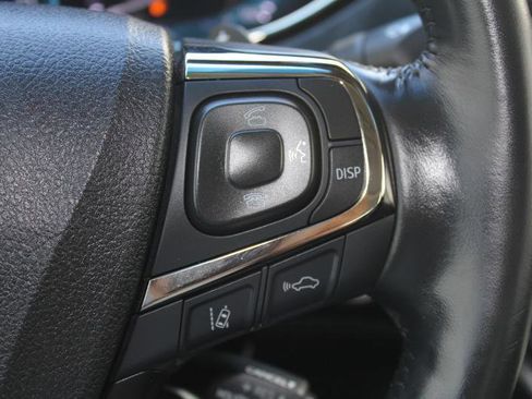Used 2018 Toyota Avalon Touring w/ Carpet Mat Package FWD image 28