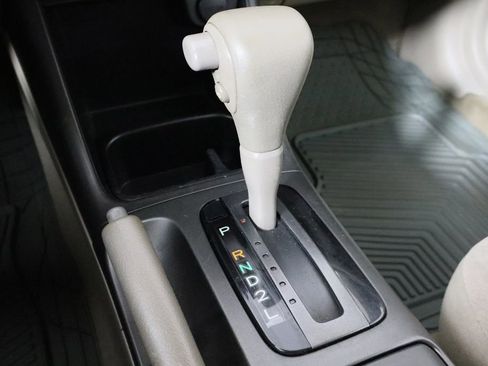 Used 2003 Toyota Camry LE image 19