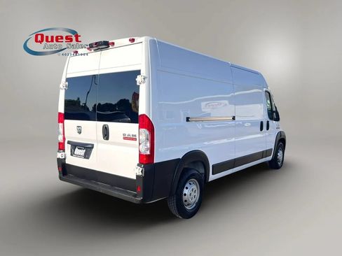 Used 2021 RAM ProMaster 2500 w/ Convenience Group FWD image 3