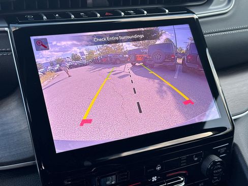 New 2025 Jeep Grand Cherokee Limited w/ Black Appearance Package image 27