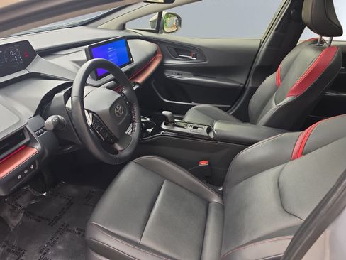 Used 2024 Toyota Prius Prime FWD image 6