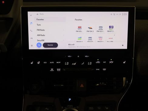 Used 2023 Subaru Solterra AWD image 28