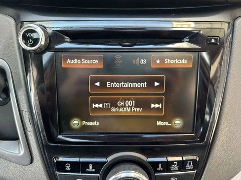 Used 2016 Honda Odyssey Touring Elite image 36