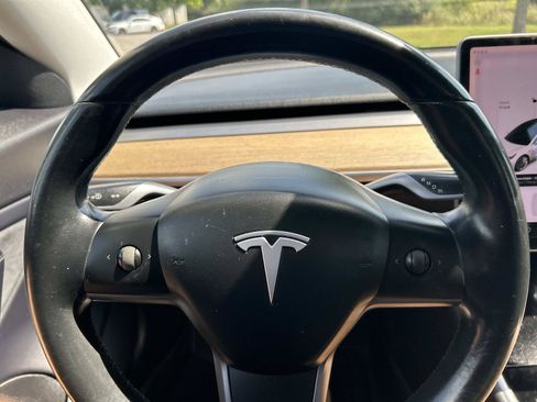 Used 2019 Tesla Model 3 AWD/4WD image 34