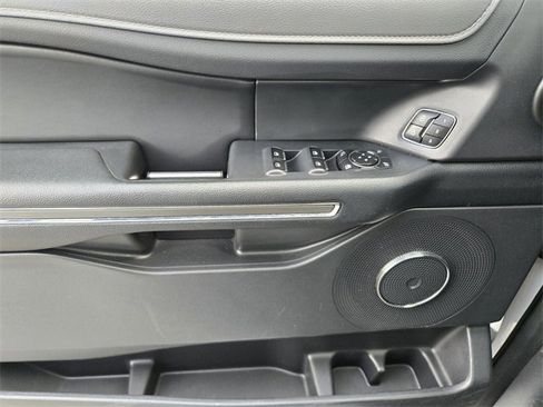 Certified 2024 Ford Expedition Max XLT image 31