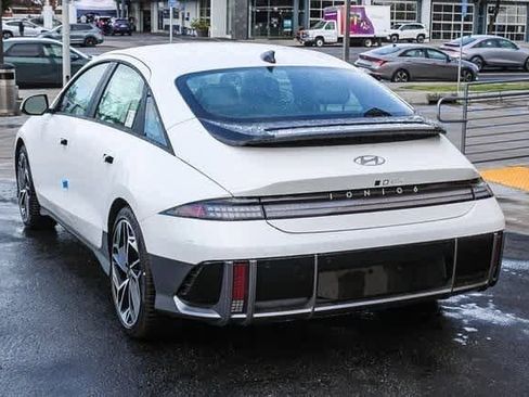 New 2025 Hyundai Ioniq 6 SEL image 7