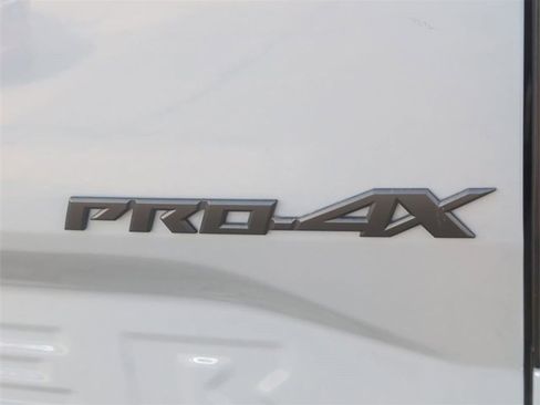 Used 2024 Nissan Frontier PRO-4X w/ Off-Road Protection Package image 30