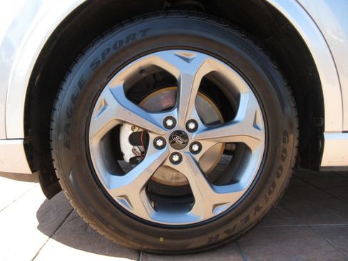 Certified 2023 Ford Escape ST-Line FWD image 9