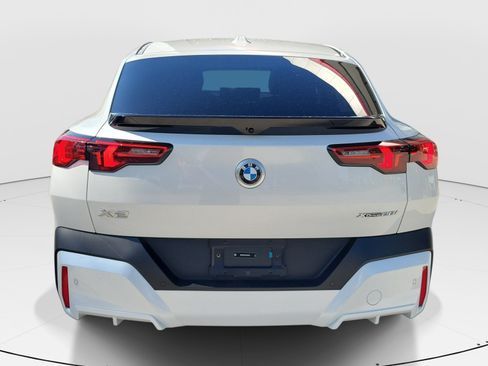 Used 2026 BMW X2 xDrive28i AWD/4WD image 6