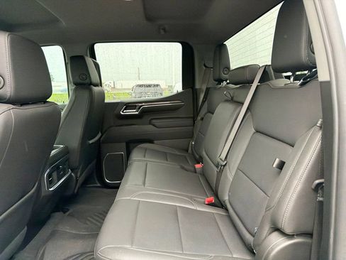 Used 2024 Chevrolet Silverado 1500 LTZ AWD/4WD image 13
