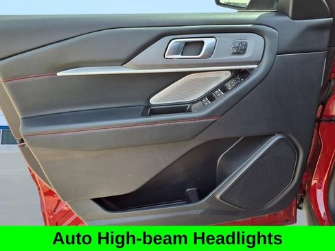 Used 2025 Ford Explorer ST AWD/4WD image 23
