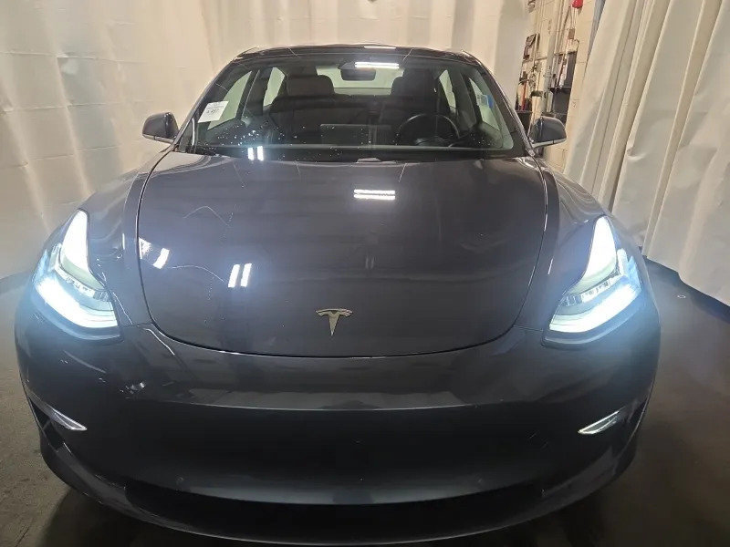 Used 2018 Tesla Model 3 Long Range AWD/4WD image 2