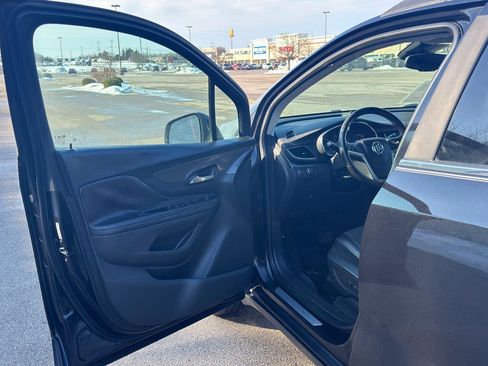 Used 2019 Buick Encore Preferred image 14