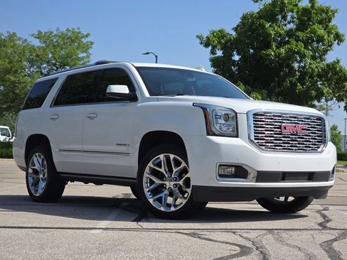 Used 2019 GMC Yukon Denali w/ Denali Ultimate Package AWD/4WD image 1