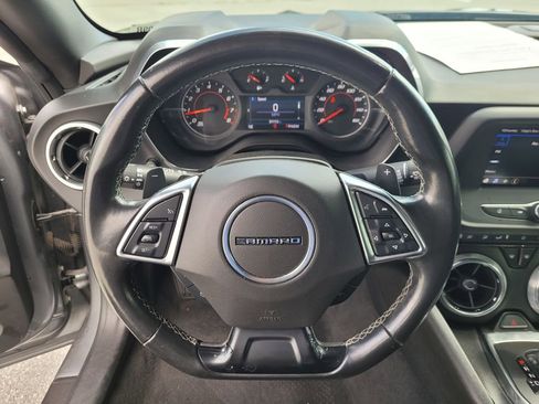 Used 2020 Chevrolet Camaro LT RWD image 16