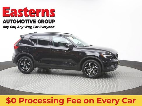 Used 2024 Volvo XC40 B5 Core AWD/4WD image 47