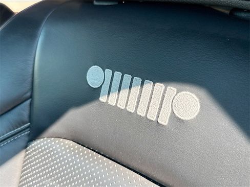 Used 2021 Jeep Wrangler Sport S image 28