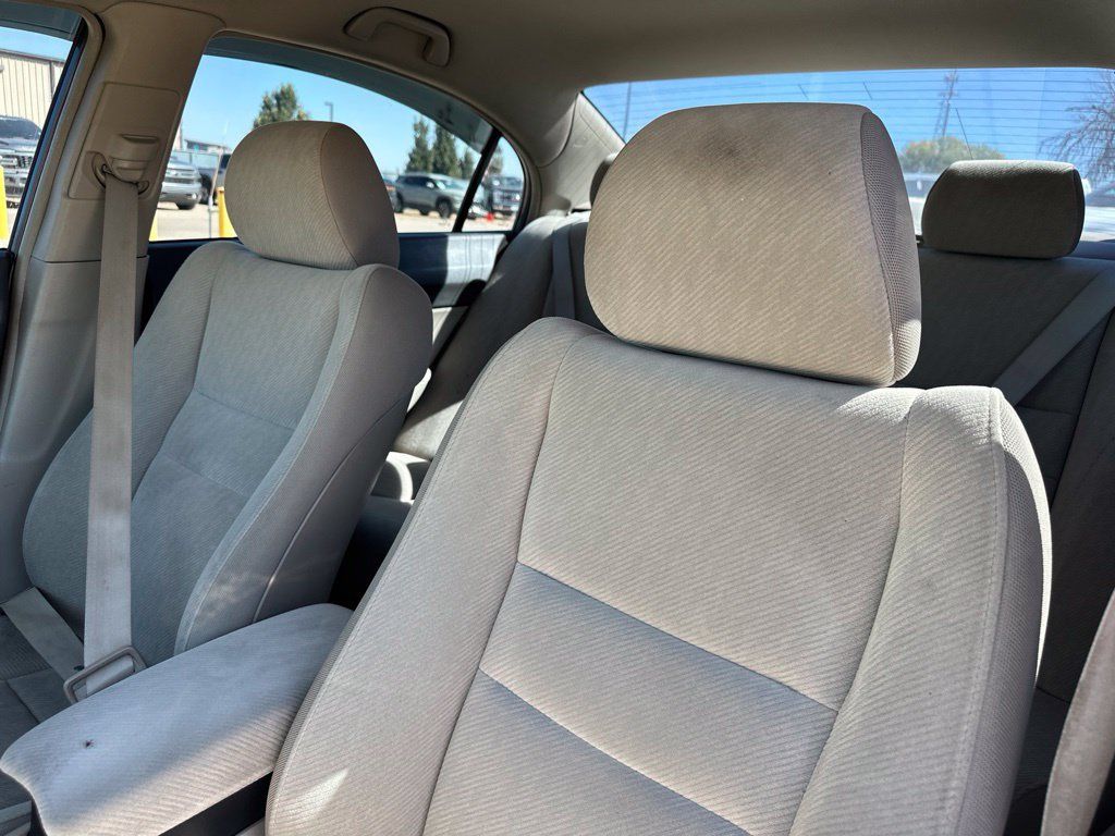 Used 2010 Honda Civic LX image 16
