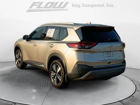 Used 2021 Nissan Rogue SL FWD image 6