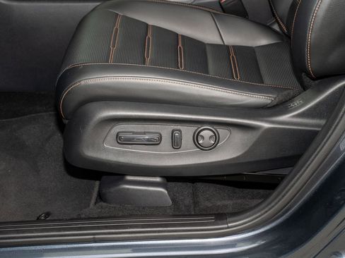 Certified 2025 Honda CR-V Sport-L image 31