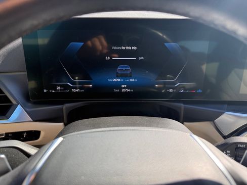 Used 2024 BMW 330i 330i w/ Convenience Package image 13