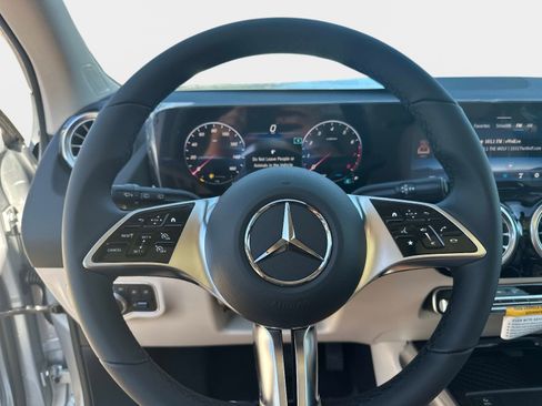 New 2026 Mercedes-Benz GLA 250 image 23