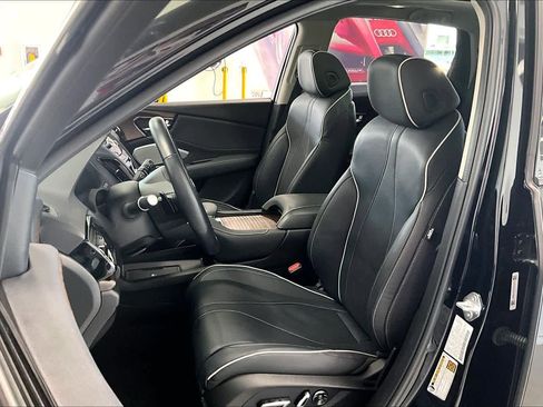 Used 2023 Acura RDX AWD w/ Advance Package image 9