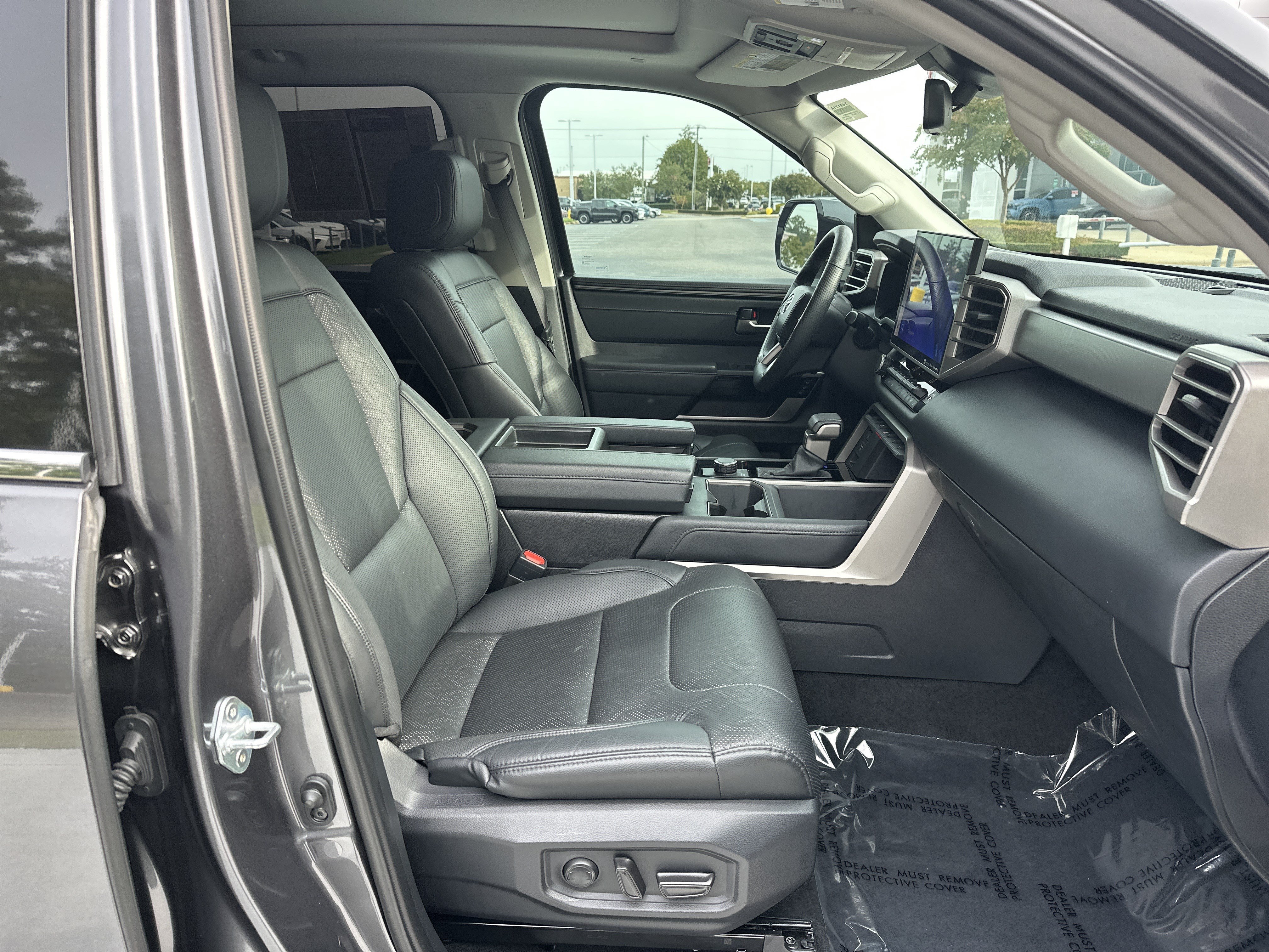 Used 2023 Toyota Tundra Limited w/ Power Package RWD image 33