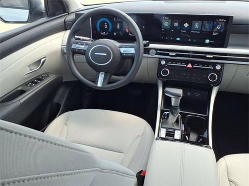 New 2026 Hyundai Tucson SEL image 4