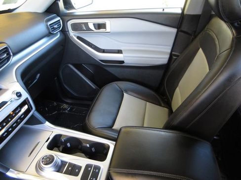 Certified 2023 Ford Explorer XLT w/ Equipment Group 202A image 23