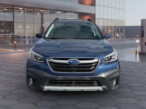 Used 2020 Subaru Outback Limited XT AWD/4WD image 2