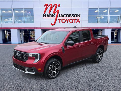 Used 2025 Ford Maverick Lariat w/ 4K Tow Package image 1