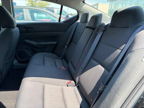 Used 2025 Nissan Altima 2.5 SV FWD image 21
