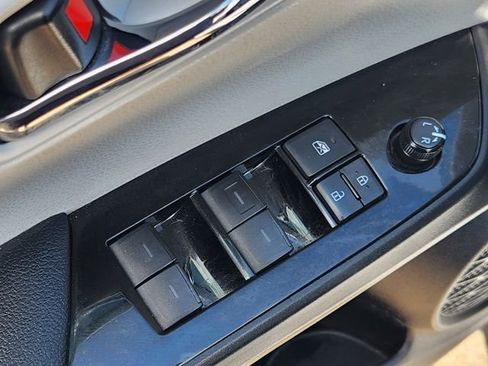 Used 2019 Toyota Prius Limited FWD image 23