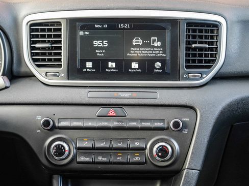 Used 2021 Kia Sportage S image 17